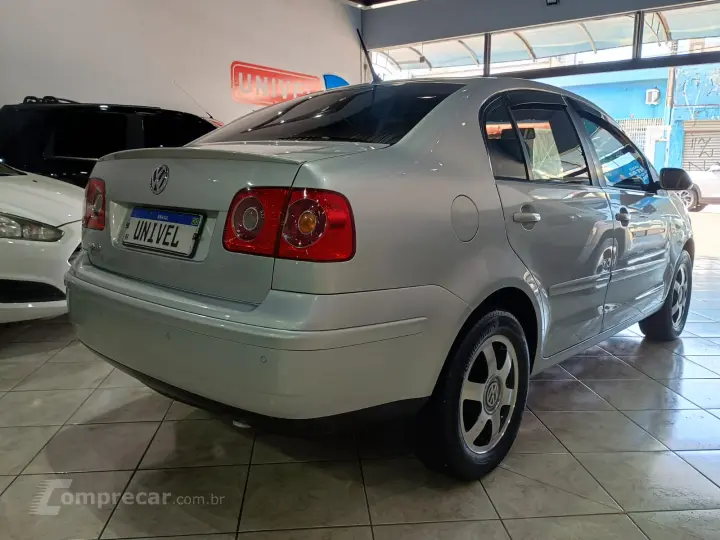 Polo Sedan 1.6