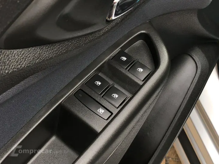 Onix 1.4 Mpfi Activ 8V Flex 4P Automático