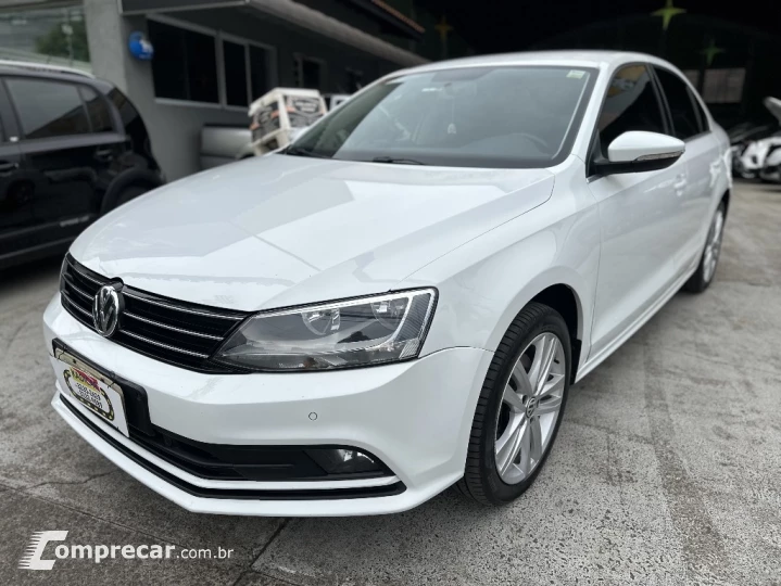 JETTA 2.0 TSI HIGHLINE 211CV GASOLINA 4P TIPTRONIC