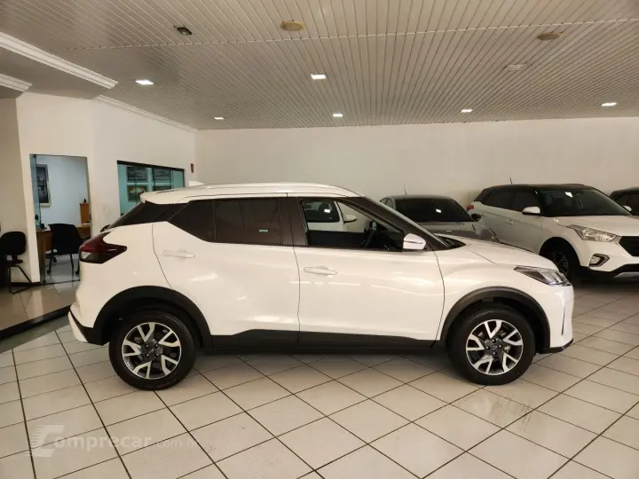 Kicks 1.6 16V 4P FLEXSTART SENSE XTRONIC AUTOMÁTICO CVT