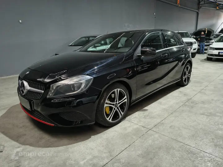 A 200 1.6 Turbo Urban 16V