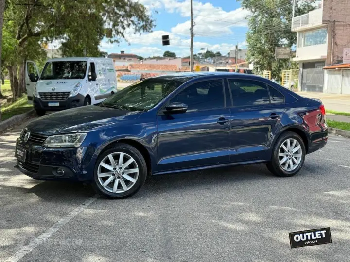 JETTA 2.0 COMFORTLINE FLEX 4P TIPTRONIC