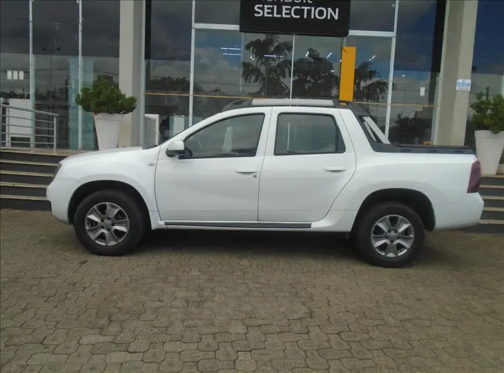 DUSTER OROCH 2.0 16V HI-FLEX DYNAMIQUE AUTOMÁTICO