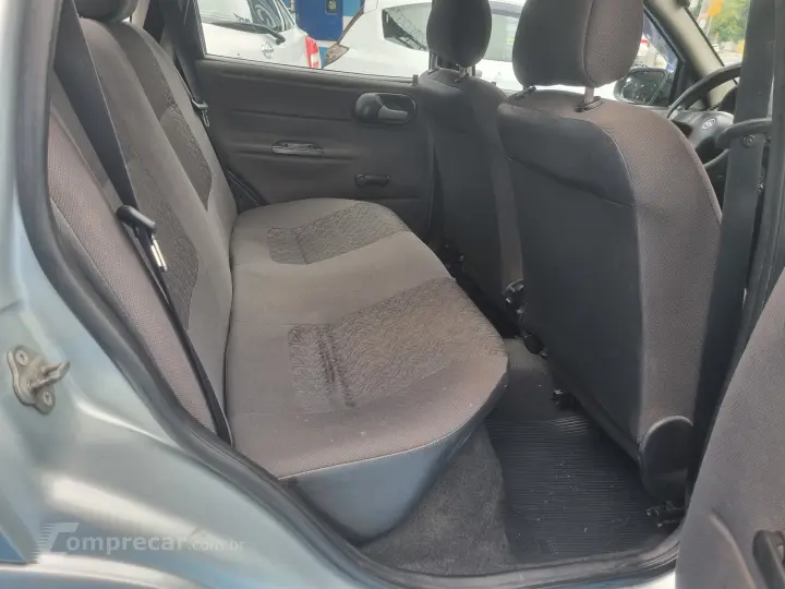 CORSA 1.0 MPFI Classic Sedan 8V