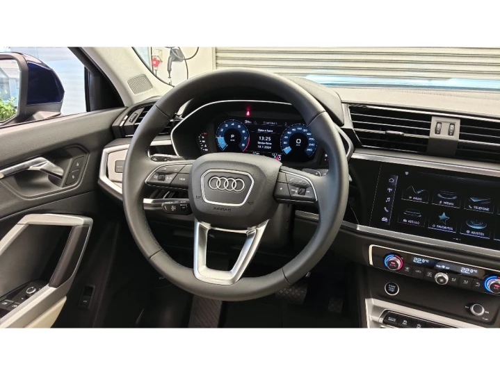 Q3 2.0 40 TFSI GASOLINA SPORTBACK PERFORMANCE QUATTRO TIPTRO