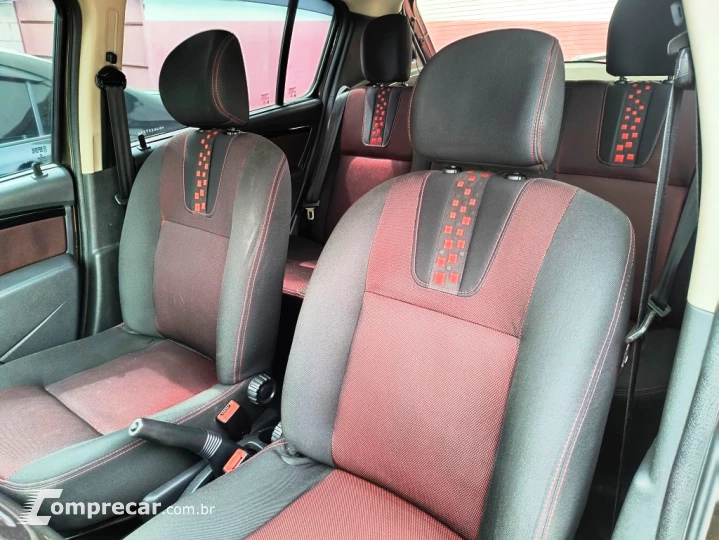 SANDERO 1.6 16V SCE Stepway