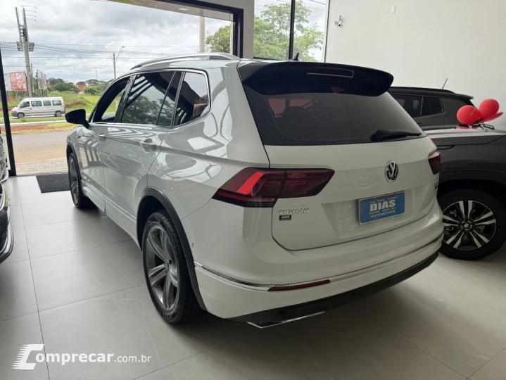 Tiguan 2.0 16V 4P FSI R-LINE TURBO AUTOMÁTICO