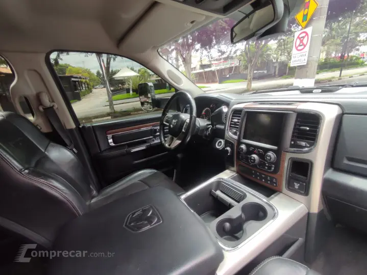 RAM 6.7 2500 Laramie 4X4 CD I6 Turbo