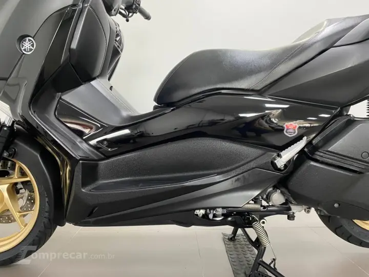 YAMAHA XMAX 250 ABS