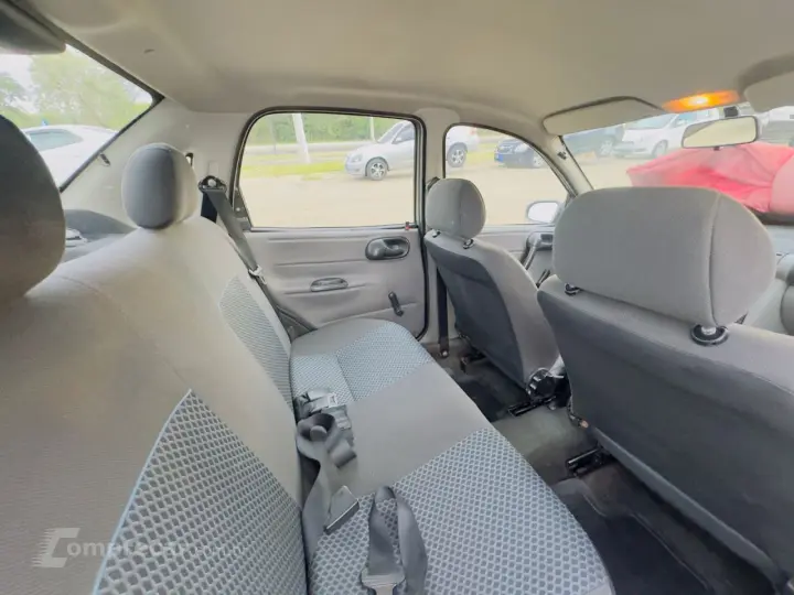 Classic Sedan 1.0 4P VHCE FLEX LS