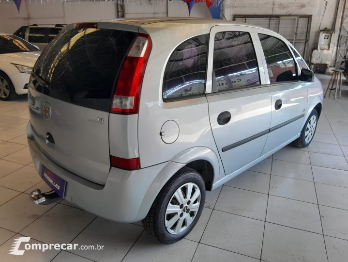 Meriva Joy 1.8