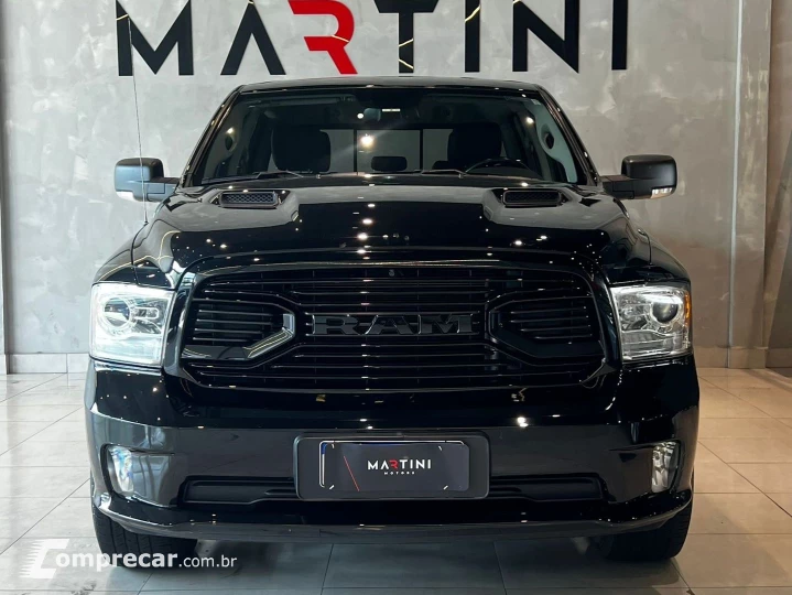 Classic 5.7 V8 Gasolina Laramie Cd 4X4 Automático