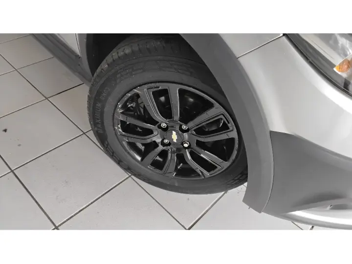 ONIX 1.4 MPFI ACTIV 8V FLEX 4P AUTOMATICO