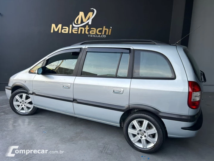 ZAFIRA 2.0 MPFI ELEGANCE 8V FLEX 4P AUTOMÁTICO