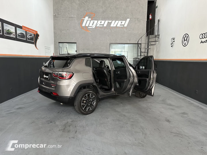 COMPASS 2.0 16V Trailhawk 4X4