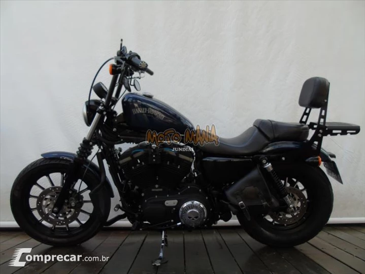 SPORTSTER IRON 883