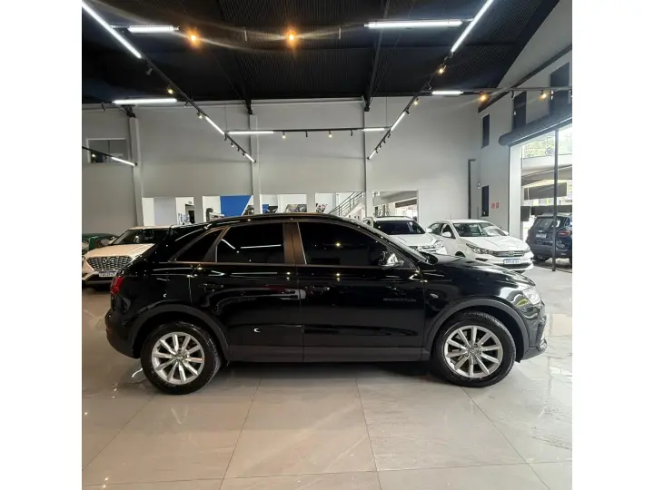 Q3 1.4 TFSI AMBIENTE FLEX 4P S TRONIC