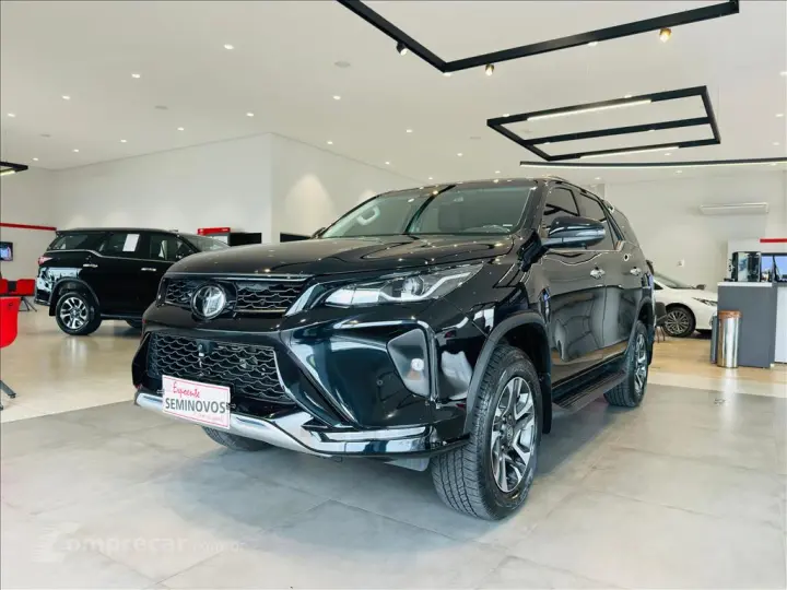 HILUX SW4 2.8 D-4D TURBO DIESEL SRX PLATINUM 7L 4