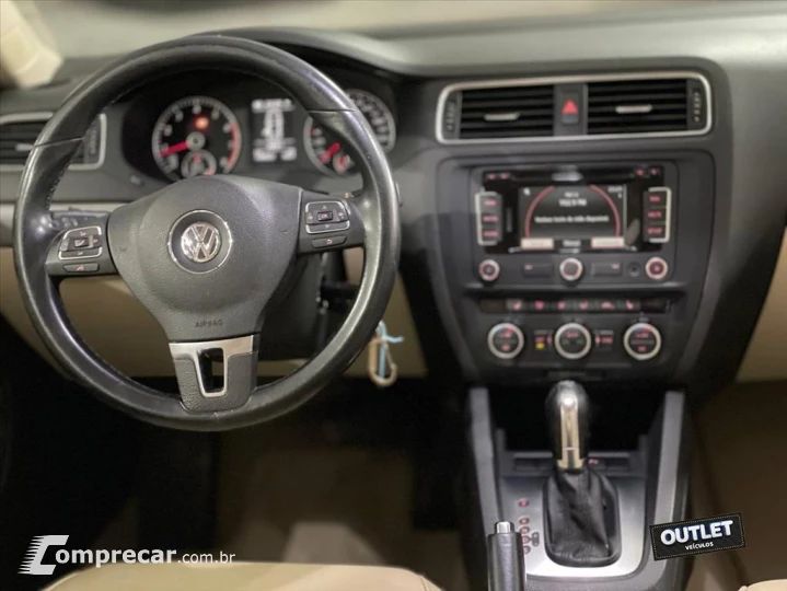 JETTA 2.0 TSI HIGHLINE 200CV GASOLINA 4P TIPTRONIC