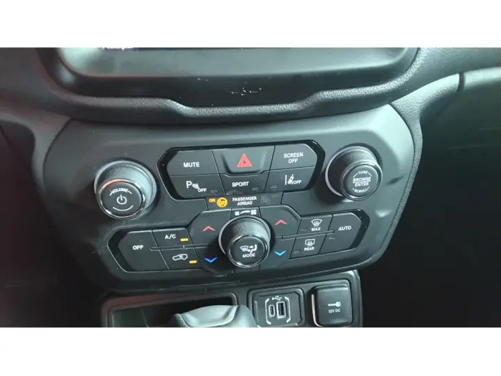 RENEGADE 1.3 T270 TURBO FLEX LONGITUDE AT6