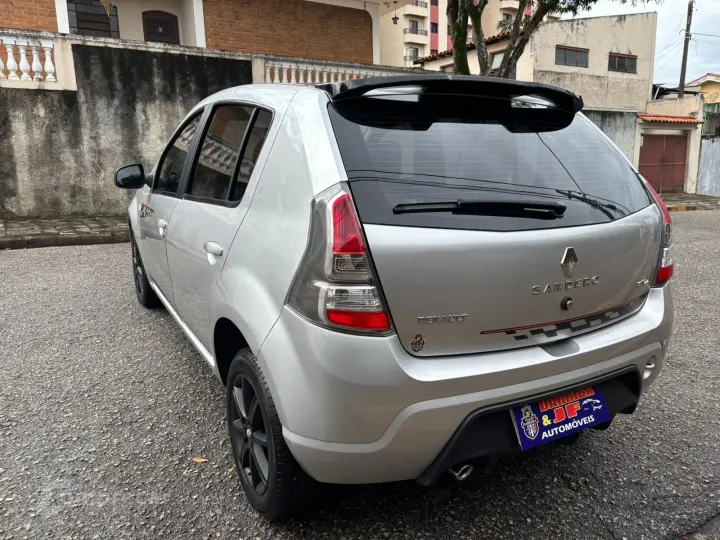 SANDERO 1.6 16V SCE GT Line