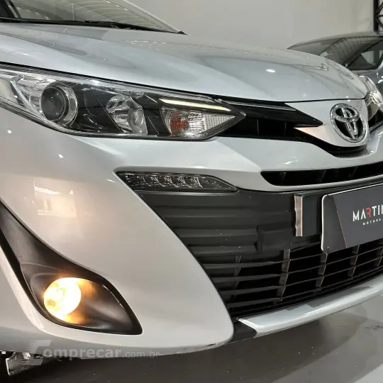 YARIS XLS Connect Sed. 1.5 Flex 16V Aut.