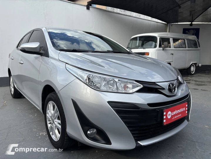 YARIS 1.5 16V Sedan XL