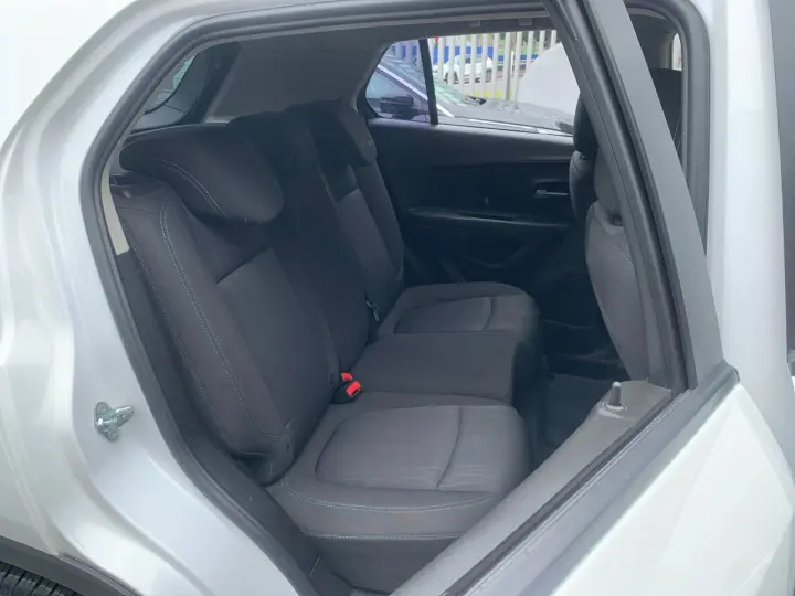 TRACKER LT 1.8 16V Flex 4x2 Aut.