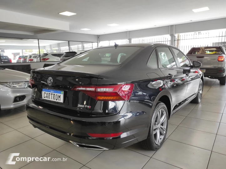 JETTA 1.4 250 TSI R-line