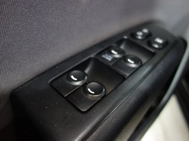 HB20S - 1.6 COMFORT PLUS 16V 4P AUTOMÁTICO