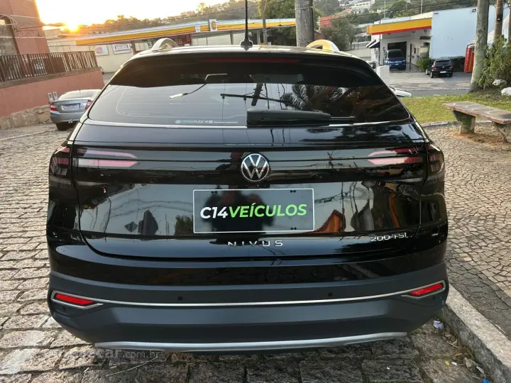 Nivus Highline 1.0 200 TSI Flex Aut.