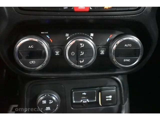 RENEGADE - 2.0 16V TURBO LONGITUDE 4P 4X4 AUTOMÁTICO