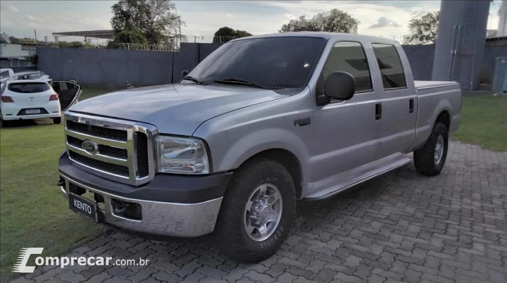 F-250 3.9 XLT 4X2 CS DIESEL 2P MANUAL