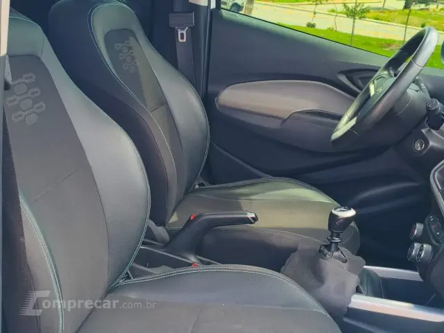 ONIX - 1.0 MPFI LT 8V 4P MANUAL