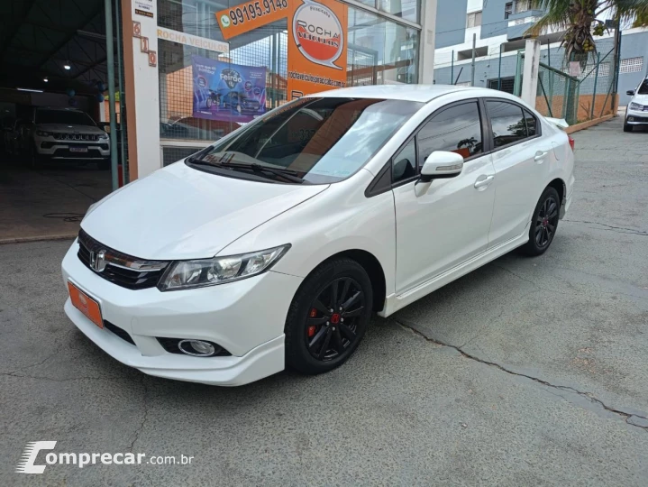 Civic 2.0 16V 4P LXR