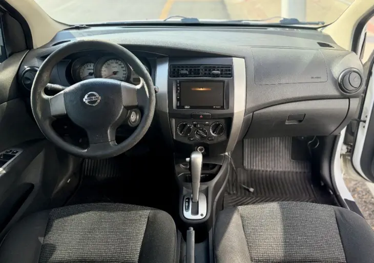 LIVINA S 1.8 16V Flex Fuel Aut.