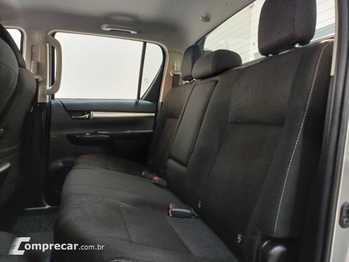 HILUX 2.8 D-4D TURBO DIESEL CD SR 4X4 AUTOMÁTICO