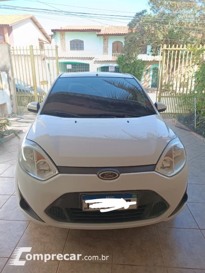 FIESTA 1.6 Rocam SE Sedan 8V