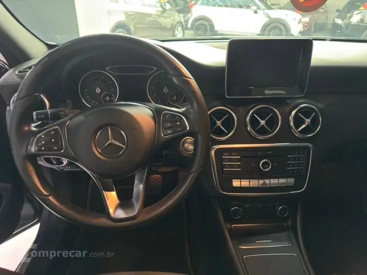 A 200 1.6 CGI FLEX 7G-DCT