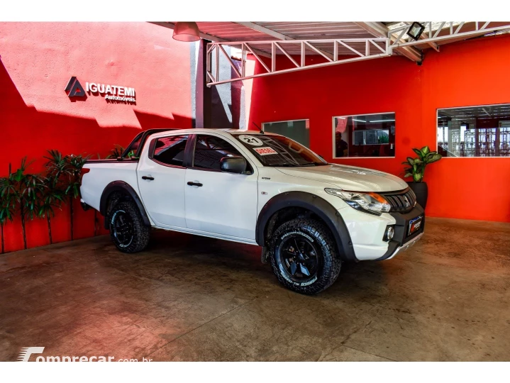 L200 TRITON 2.4 16V TURBO DIESEL OUTDOOR GLX CD 4X4 MANUAL