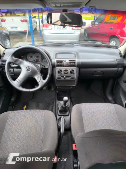 Corsa Sedan 1.0