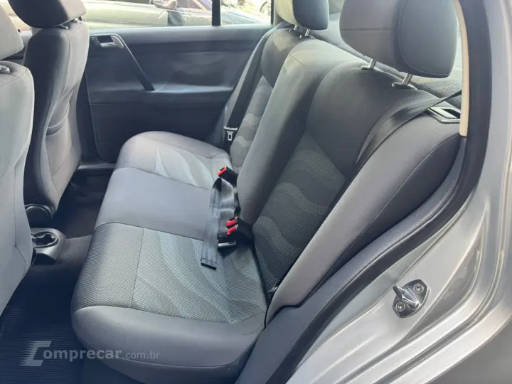 POLO SEDAN 1.6 MI 8V