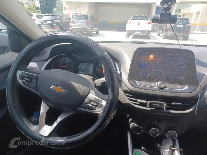 ONIX 1.0 Turbo Plus LT