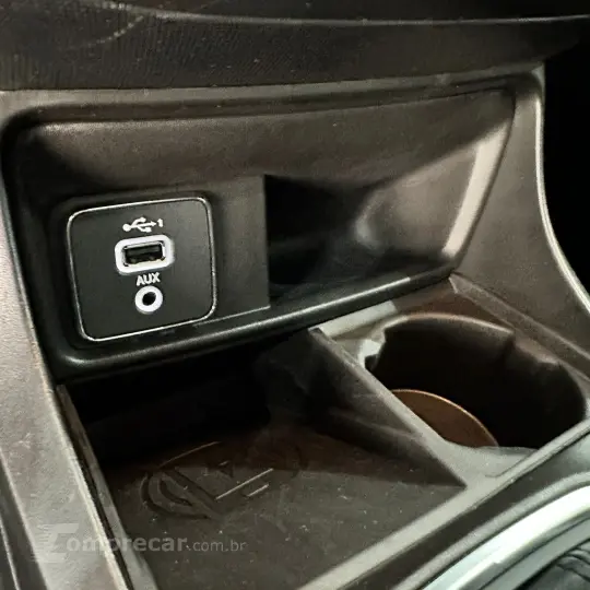 Strada Volcano 1.3 Flex 8V CD Aut.