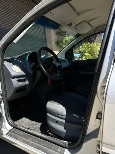 Uno UNO ATTRACTI. Celeb.1.4 EVO F.Flex 8V 2p