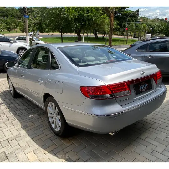 AZERA GLS 3.3 V6 24V 4p Automático