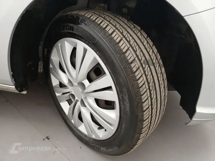 VOYAGE 1.0 12V MPI TOTALFLEX 4P MANUAL