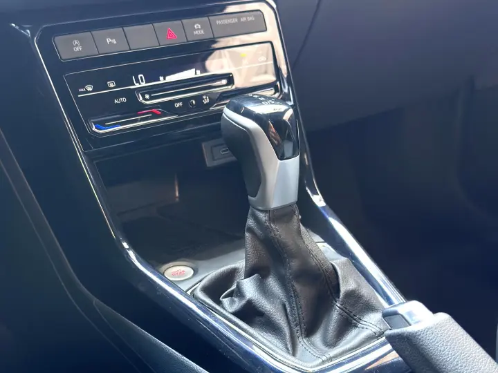 T-CROSS 1.0 200 TSI TOTAL FLEX COMFORTLINE AUTOMÁTICO