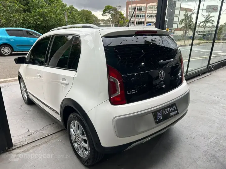 up! cross 1.0 TSI Total Flex 12V 5p