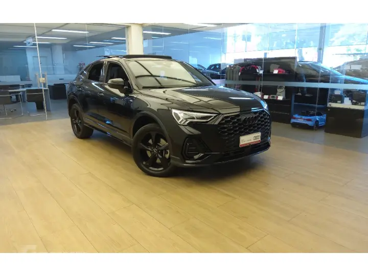 Q3 2.0 40 TFSI GASOLINA SPORTBACK PERFORMANCE BLACK QUATTRO